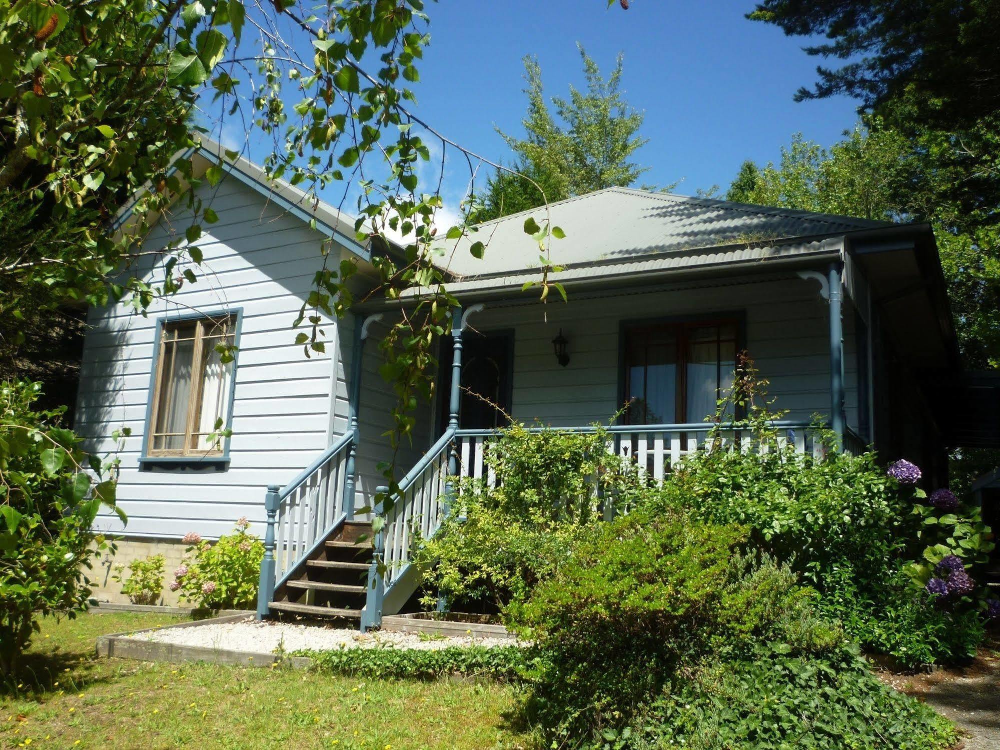 Whispering Pines Cottages Wentworth Falls Exterior foto